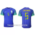 Brasilien Casemiro 5 VM 2022 Fotbollströja Borta
