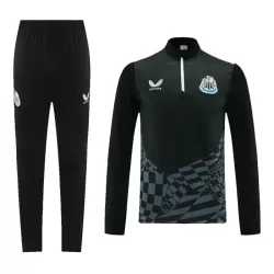 Newcastle United Träningströjasats Quarter-Zip 2023/24 Svart Newcastle United Träningströjasats Quarter-Zip 2023/24 Svart