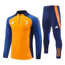 Juventus Träningströjasats Quarter-Zip 2024/25 Orange Juventus Träningströjasats Quarter-Zip 2024/25 Orange