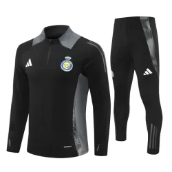Al Nassr Träningströjasats Quarter-Zip 2024/25 Svart Al Nassr Träningströjasats Quarter-Zip 2024/25 Svart
