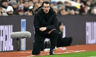 Aston Villa-tröja och Emerys gyllene ögonblick